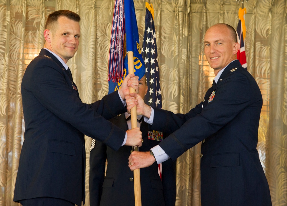 692 ISRG welcomes new commander