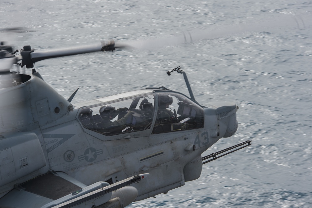 USS Bonhomme Richard (LHD 6) Flight Deck Operations