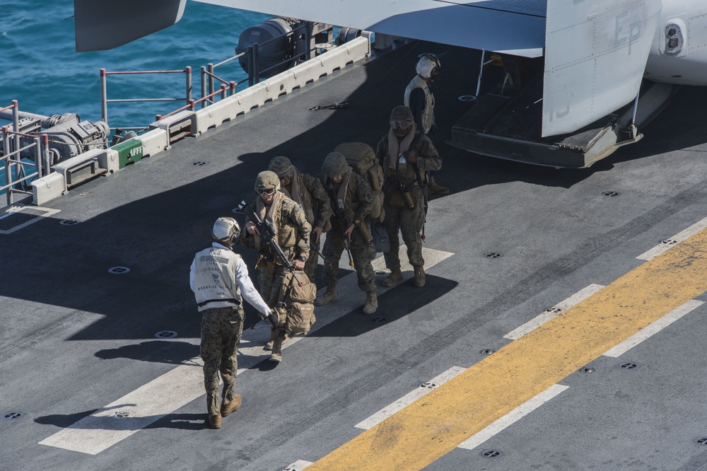 USS Bonhomme Richard (LHD 6) Flight Deck Operations