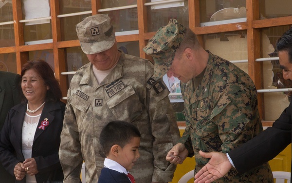 UNITAS 2017: Marines deliver aid to Huarmey