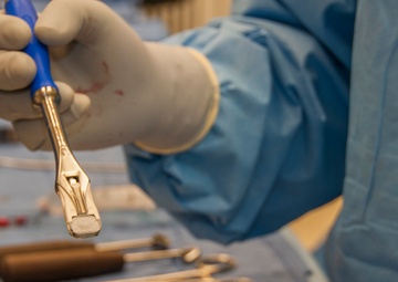 WBAMC neurosurgeon helps Soldiers return to duty