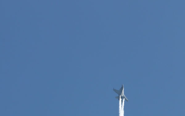 Naval Air Station Oceana’s F/A-18 Super Hornet wingtip vortices