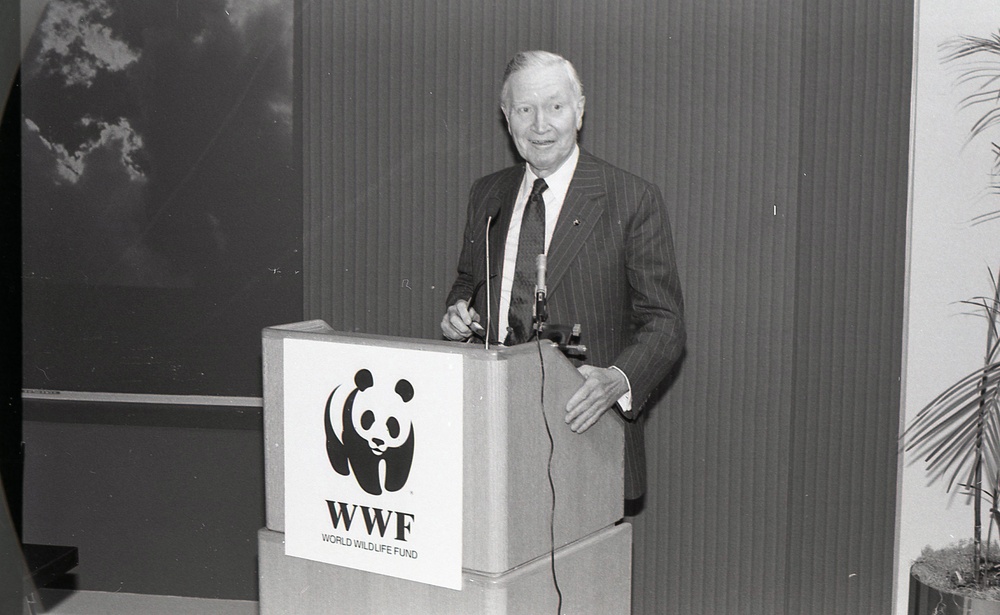 Signing WWF 1989 - Biological Conservation Project