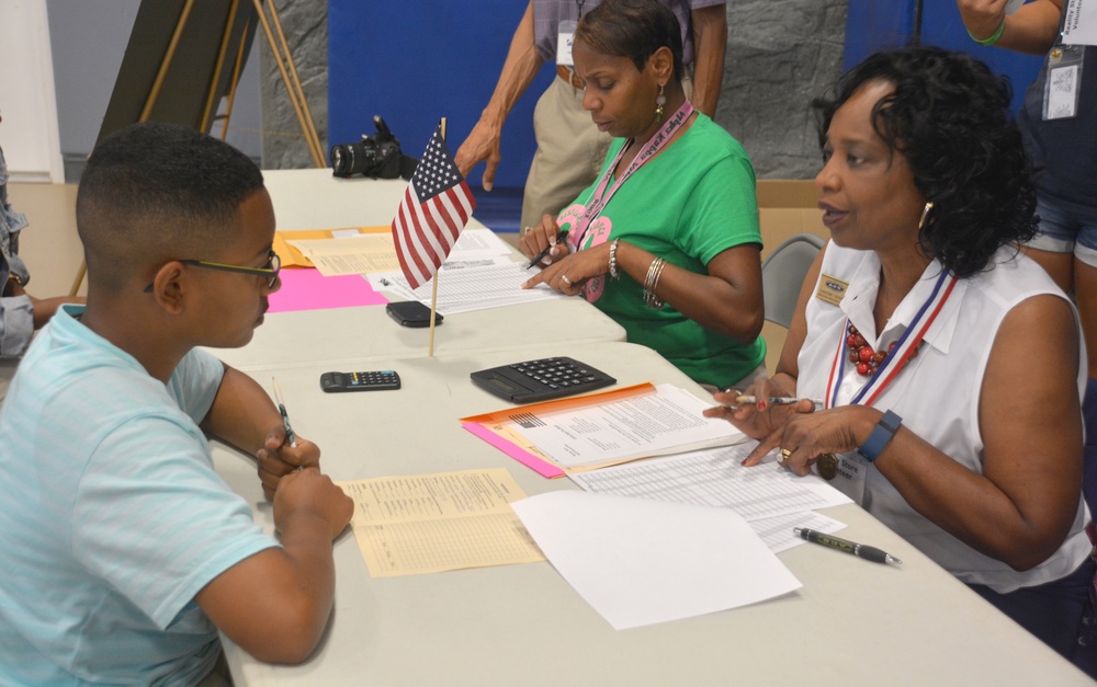 Lee youth face financial realities of adulthood during 4-H program