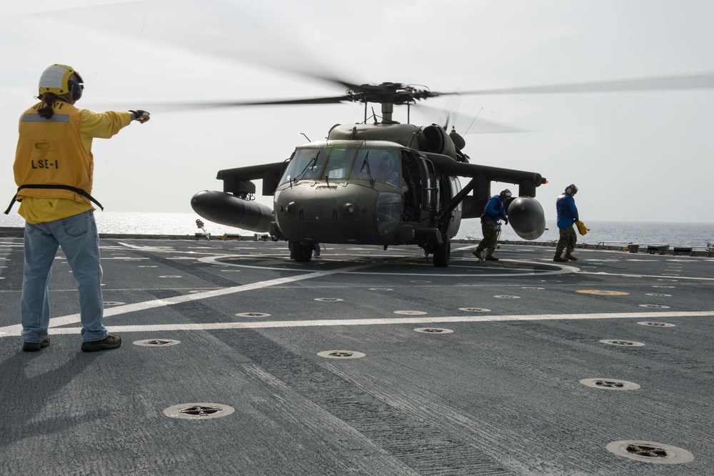 SPS 17 Sailors and Civil Service Mariners Conduct Flight Operations Aboard USNS Spearhead (T-EPF 1)