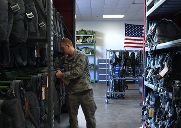 Little Rock AFB Airmen equip aircrew for worst-case scenarios