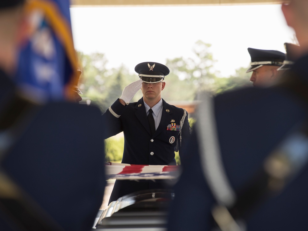 Air Force Honor Guard visits MHAFB