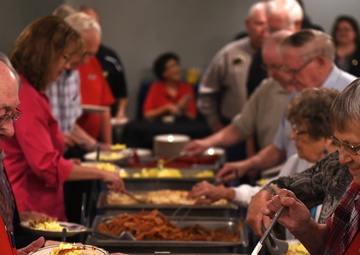 Little Rock AFB commander attends retiree breakfast one last time