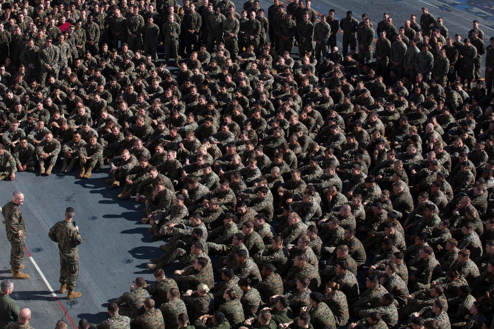 31st MEU Marines form en masse after Talisman Saber 17