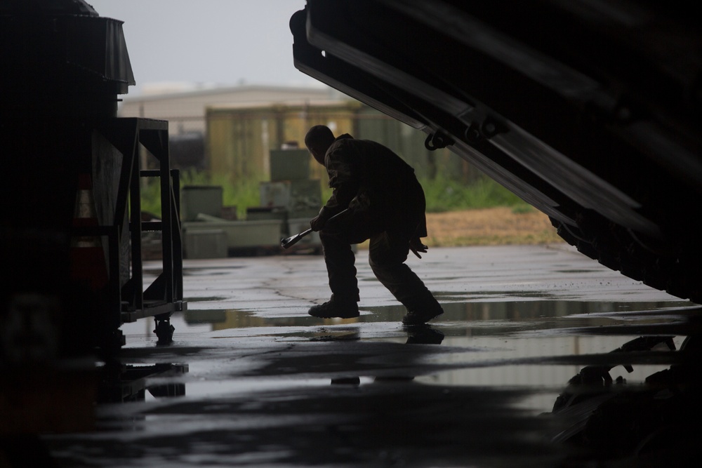 CAC AAV’s splash into the Pacific