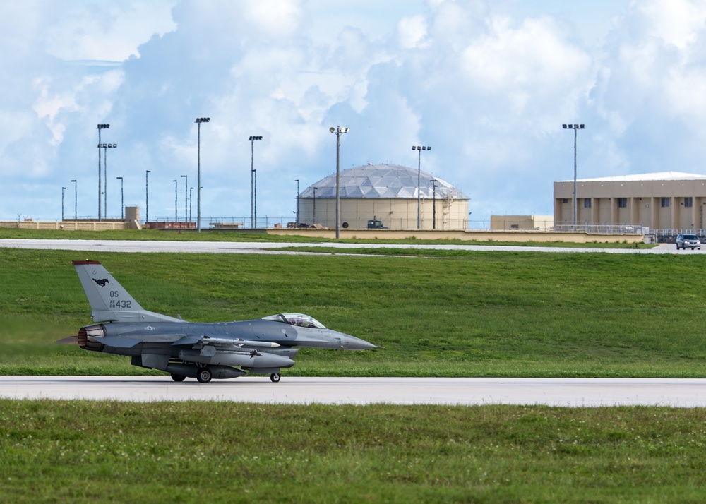 36th FS takes off from Andersen