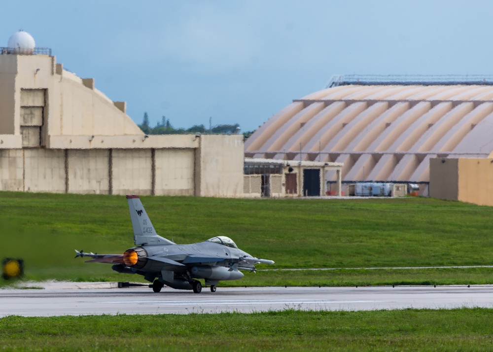 36th FS takes off from Andersen