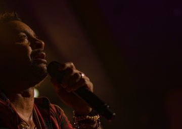 Shaggy performs at MCAS Iwakuni