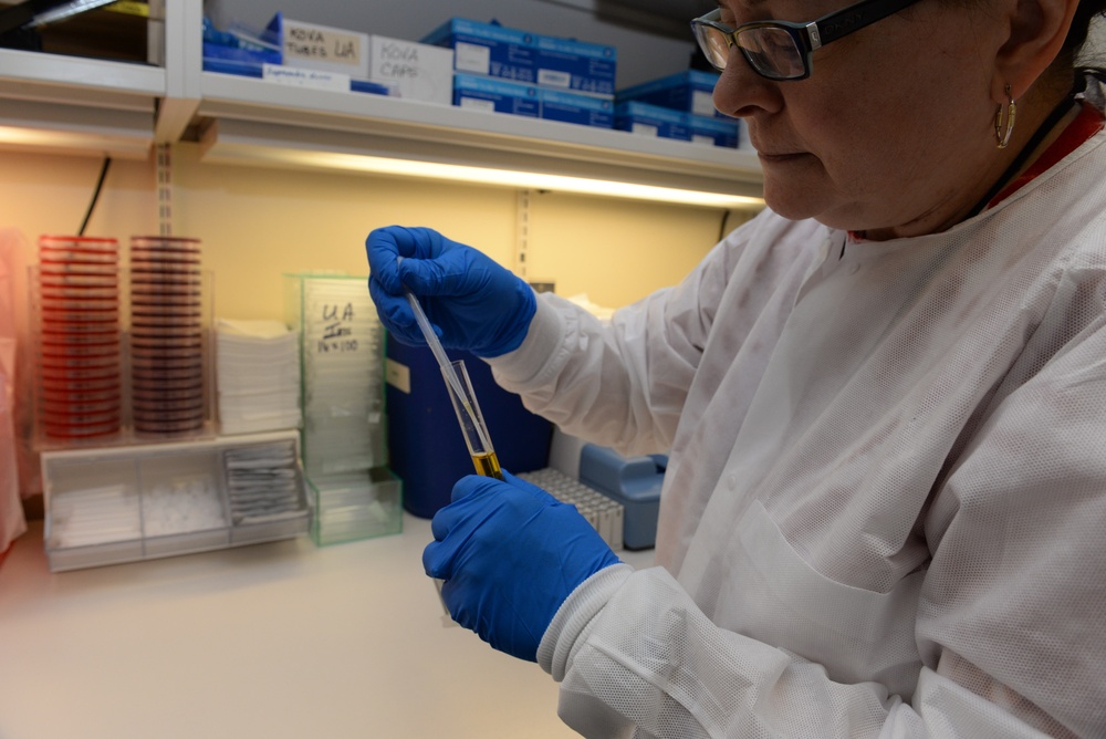 Wright-Patt lab screens urine chemistries for detecting cellular elements