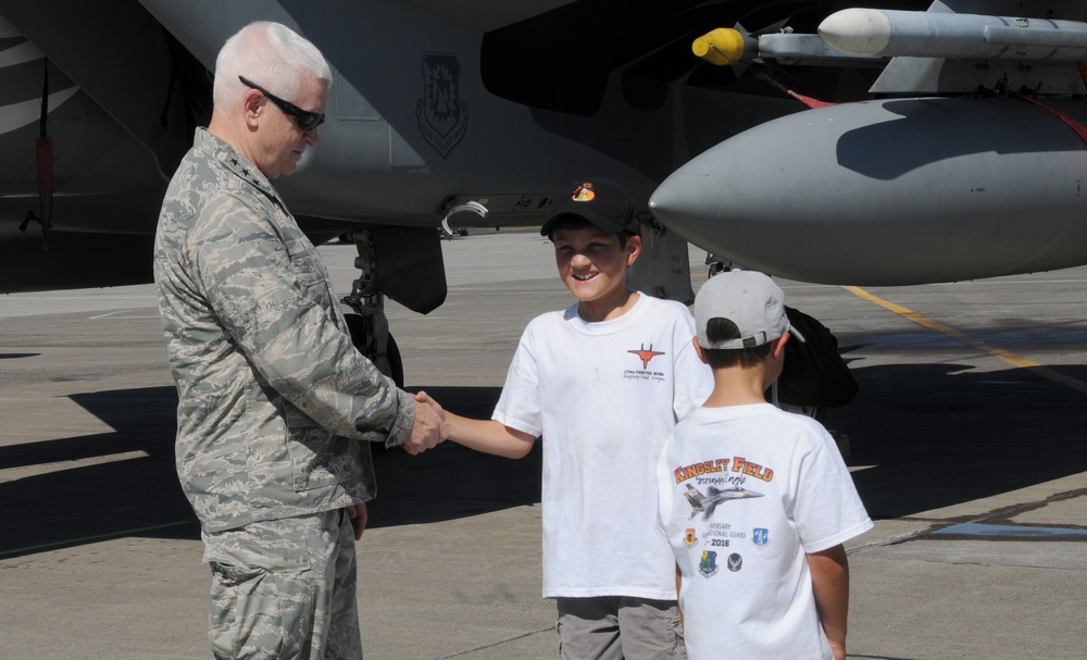 Director of ANG visits 173rd FW