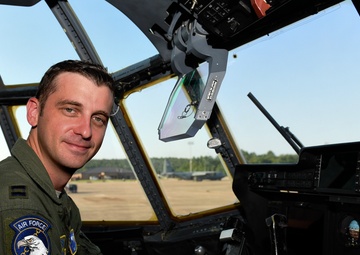 Heart of Combat Airlift: pilots, loadmasters