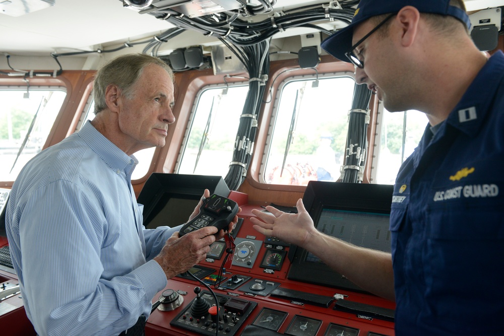 Sen. Tom Carper visits the Coast Guard