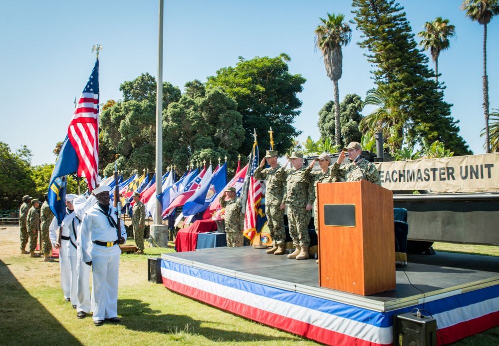 Beachmaster Unit 1 Conducts Change of Command Ceremony