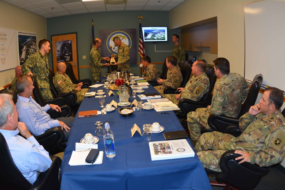 USASOC Commander Visits NAVSCIATTS