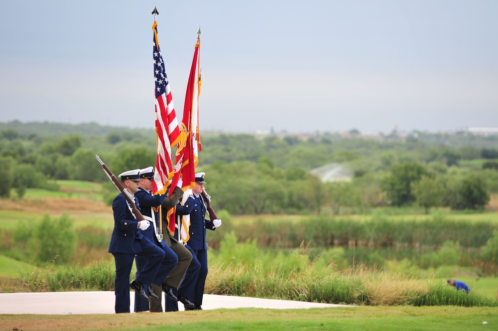 Coast Guard presents Gold Lifesaving Medal to family of Bandera, Texas, hero