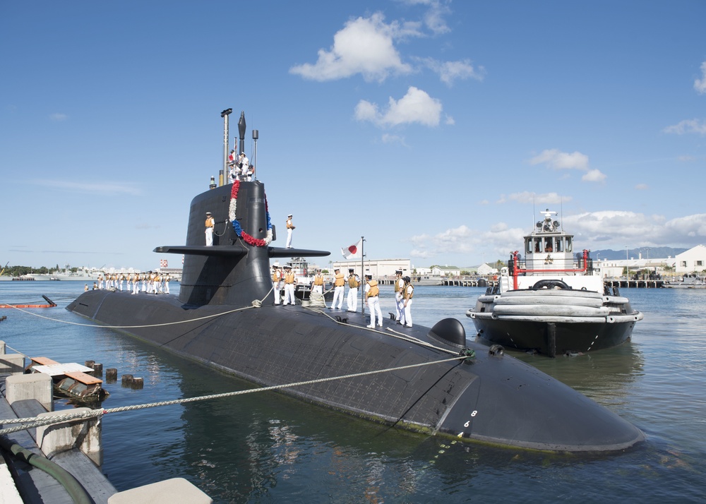 JMSDF Submarine Arrives in Pearl Harbor