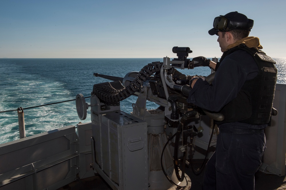 USS Bonhomme Richard arrives to Brisbane, Australia