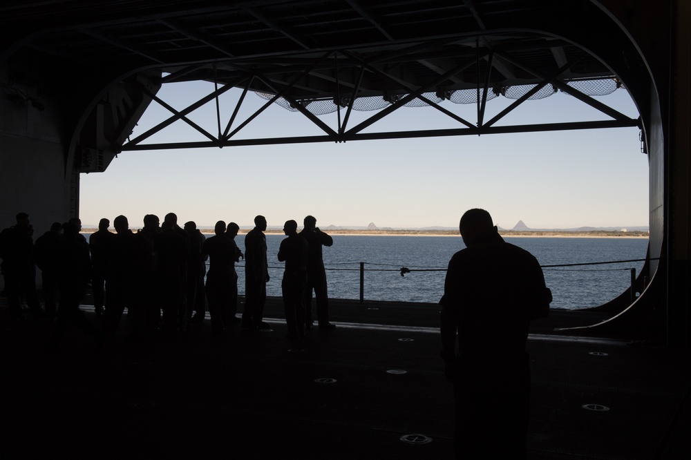 USS Bonhomme Richard arrives to Brisbane, Australia