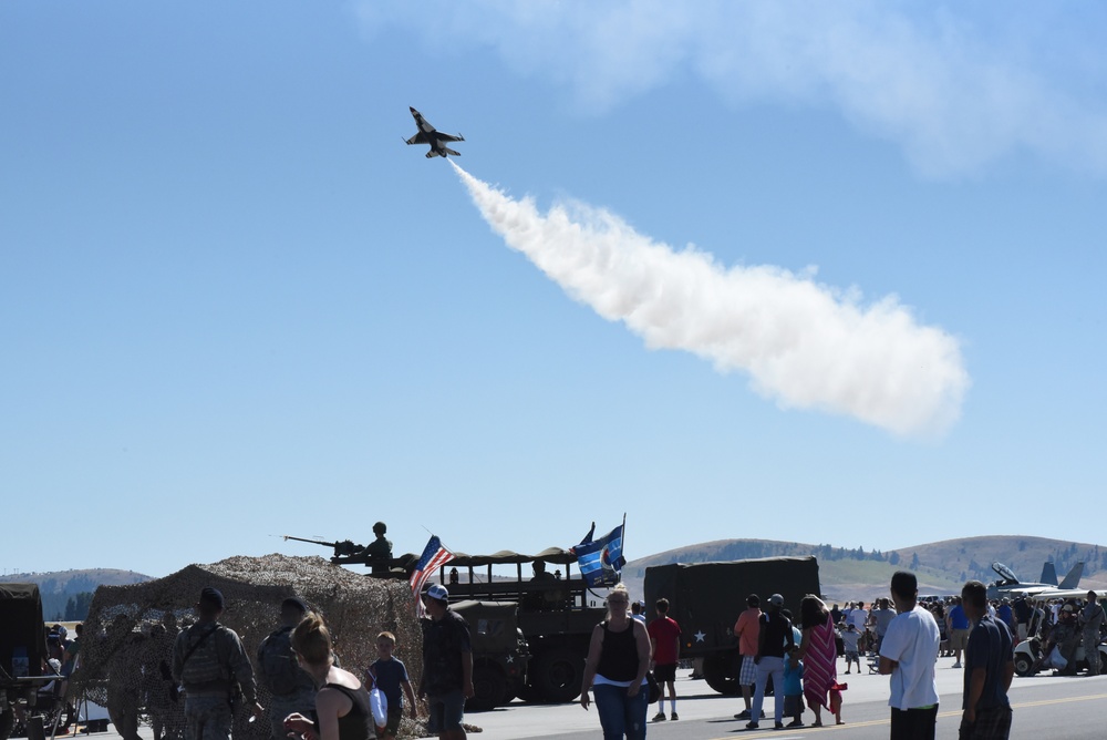 SkyFest 2017 Air Show and Open House