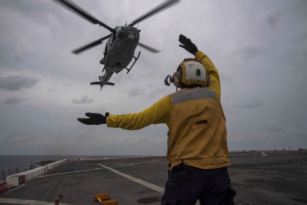 USS San Diego (LPD 22) Flight Deck Operations