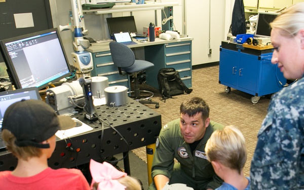 IW Commands Share their Love for STEM with Future Generations