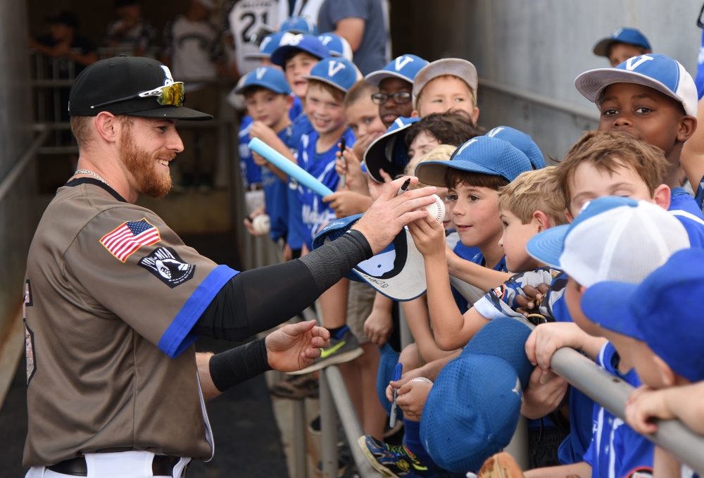 Shuckers host military appreciation night