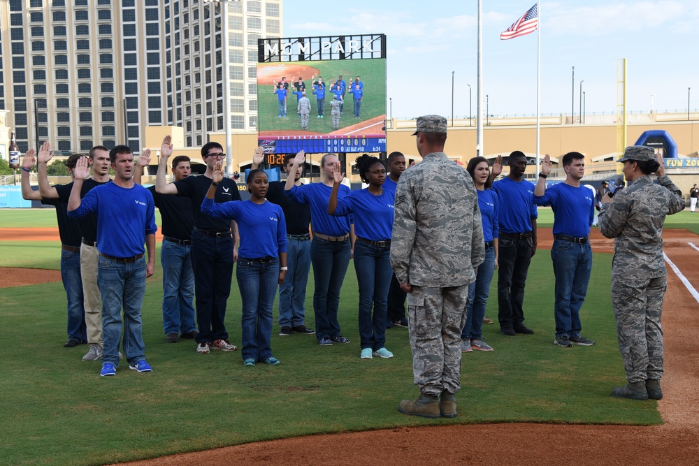 Shuckers host military appreciation night