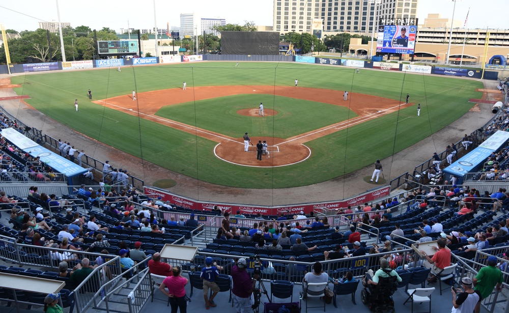 Shuckers host military appreciation night