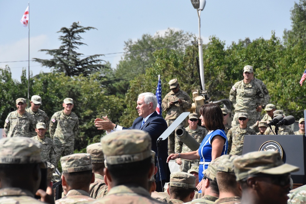 Vice President Pence Visits 2CR Soldiers in Georgia