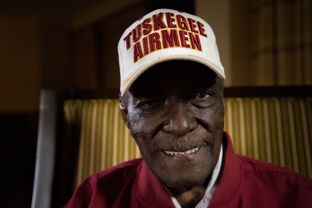 Tuskegee Airman lives through history