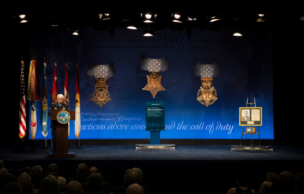McCloughan inducted into Medal of Honor Hall of Heroes