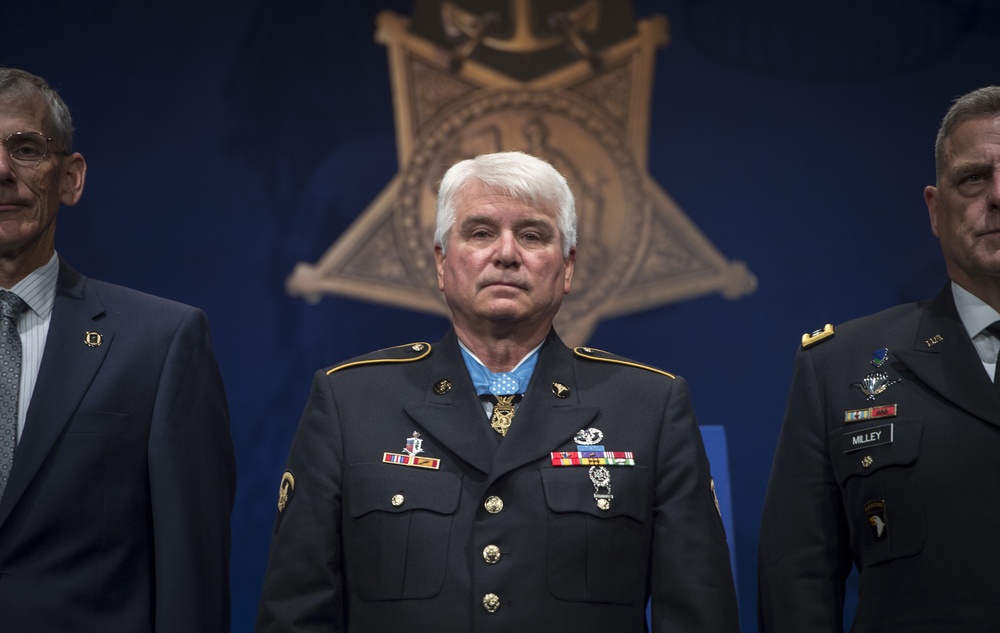 McCloughan inducted into Medal of Honor Hall of Heroes