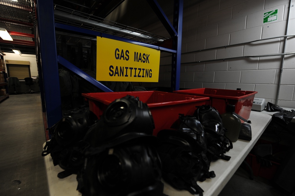 Air Commandos sanitize gas masks