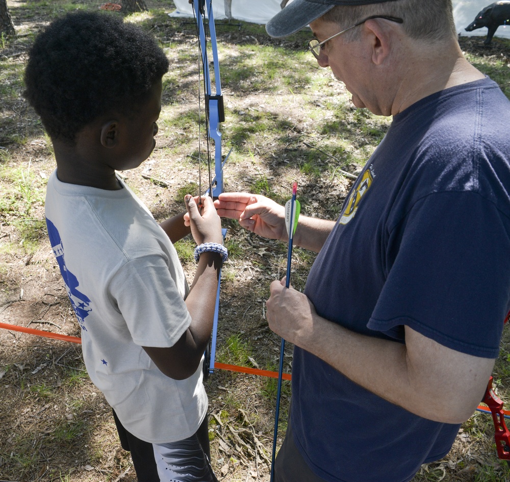 Kids aim high at Arkansas National Guard's Minuteman Youth Camp