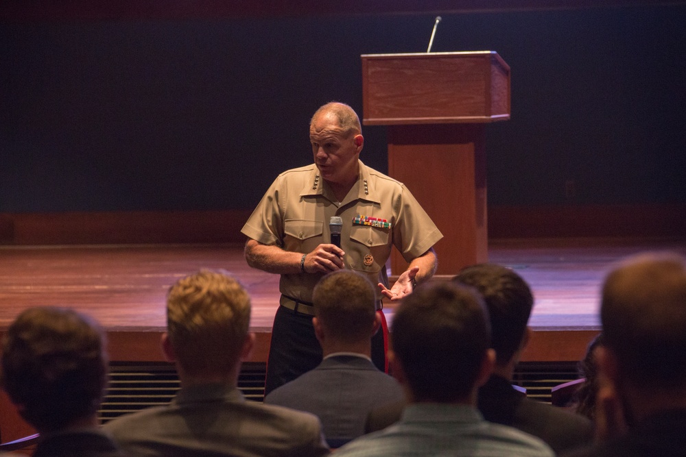 CMC Speaks at the Congressional Summer Intern Lecture Series
