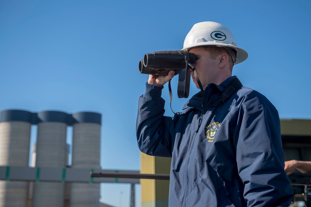 USS Green Bay conducts sea and anchor detail