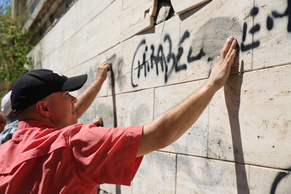 Marines and Sailors help restore War Memorial Park