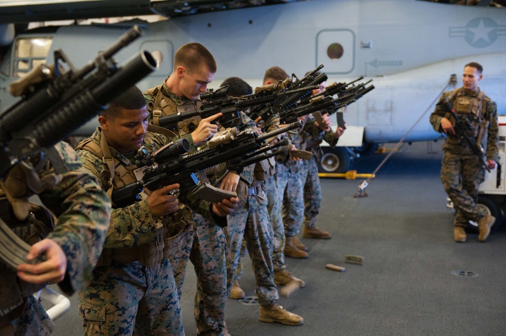 Marines conduct weapons training