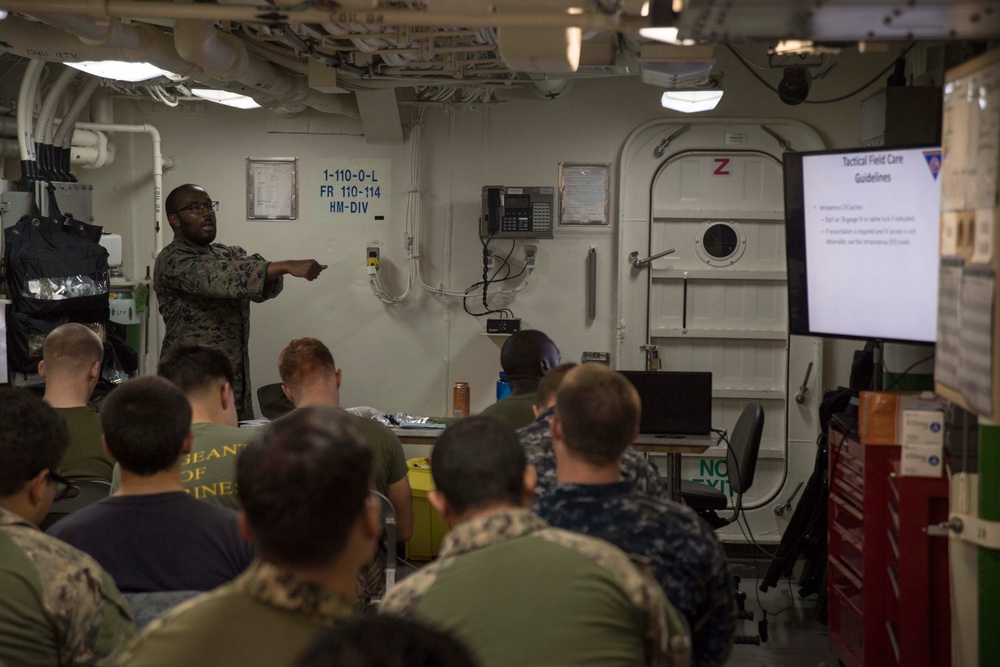 USS San Diego (LPD 22) Advanced Strecher Bearer Training