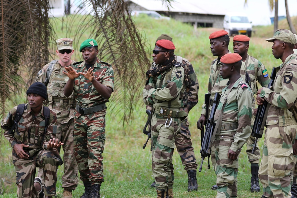 101 Division (Air Assault) Soldiers train alongside Gabonese counterparts during Judicious Activation ’17-2