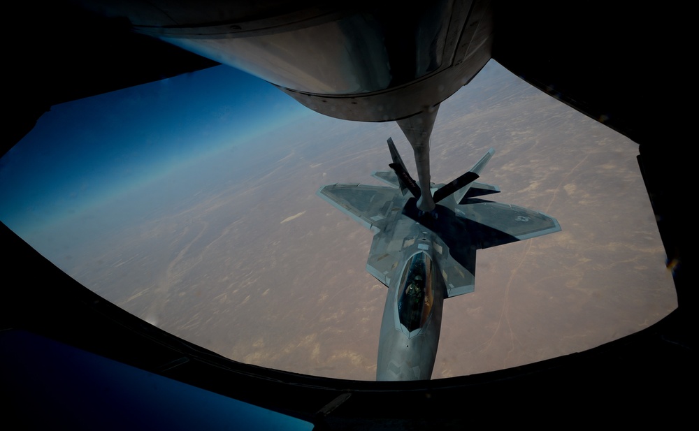 KC-135s support F-22 mission