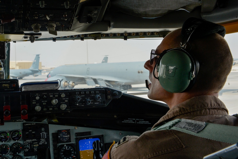 KC-135s support F-22 mission