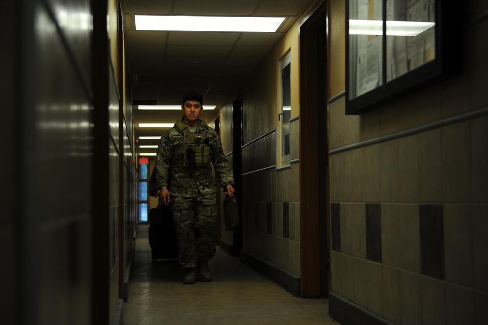 1st SOCES EOD conducts hostage simulation