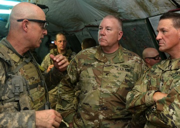 Hoosier adjutant general visits 76th in the field at Fort Polk