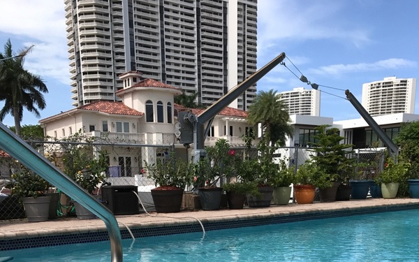 Pilot volunteers time transporting precious cargo